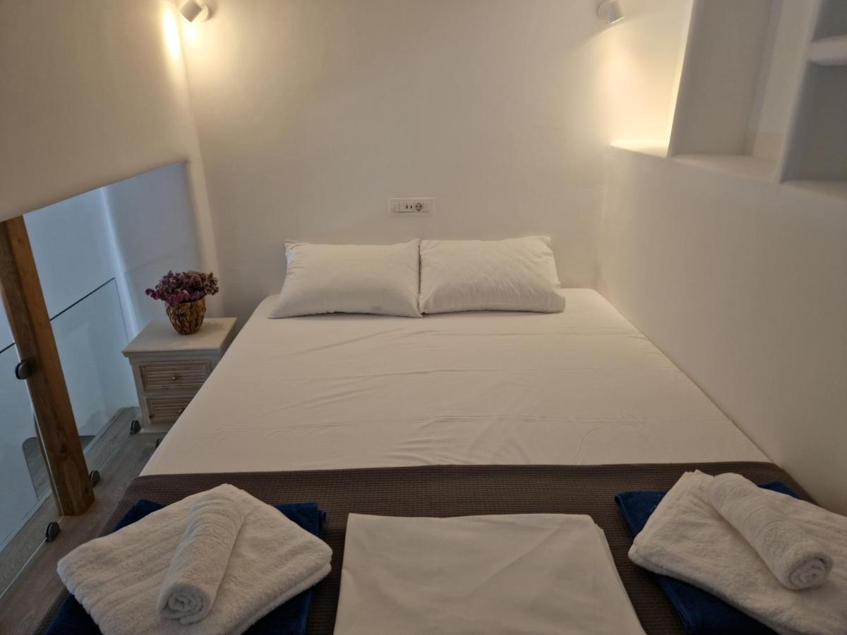 Empyreal Blue Apartments Mykonos Town Exterior photo
